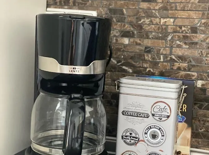 Kleines In Bahnhofsnaehe