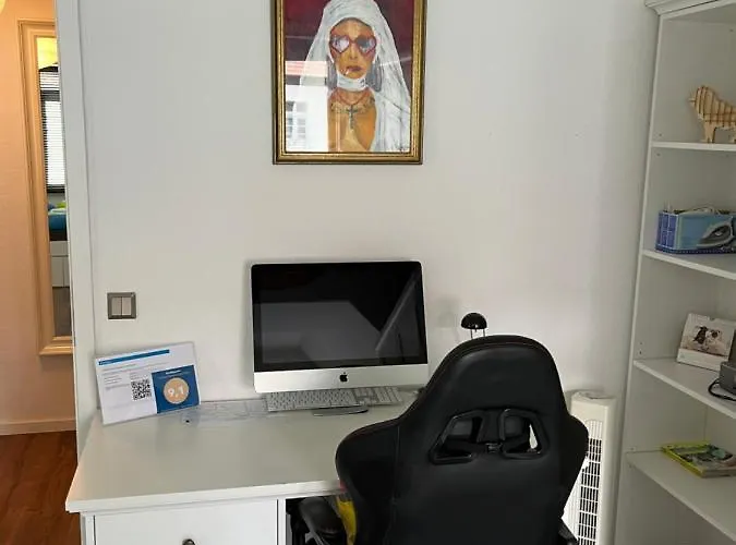 Kleines In Bahnhofsnaehe Daire