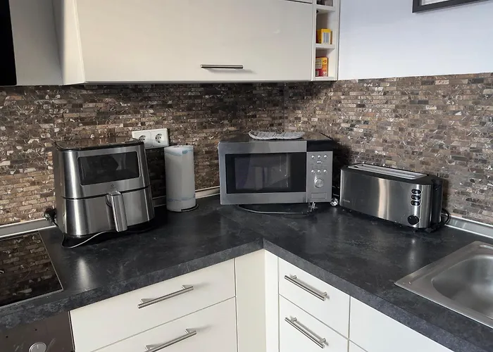 Kleines In Bahnhofsnaehe * Erfurt